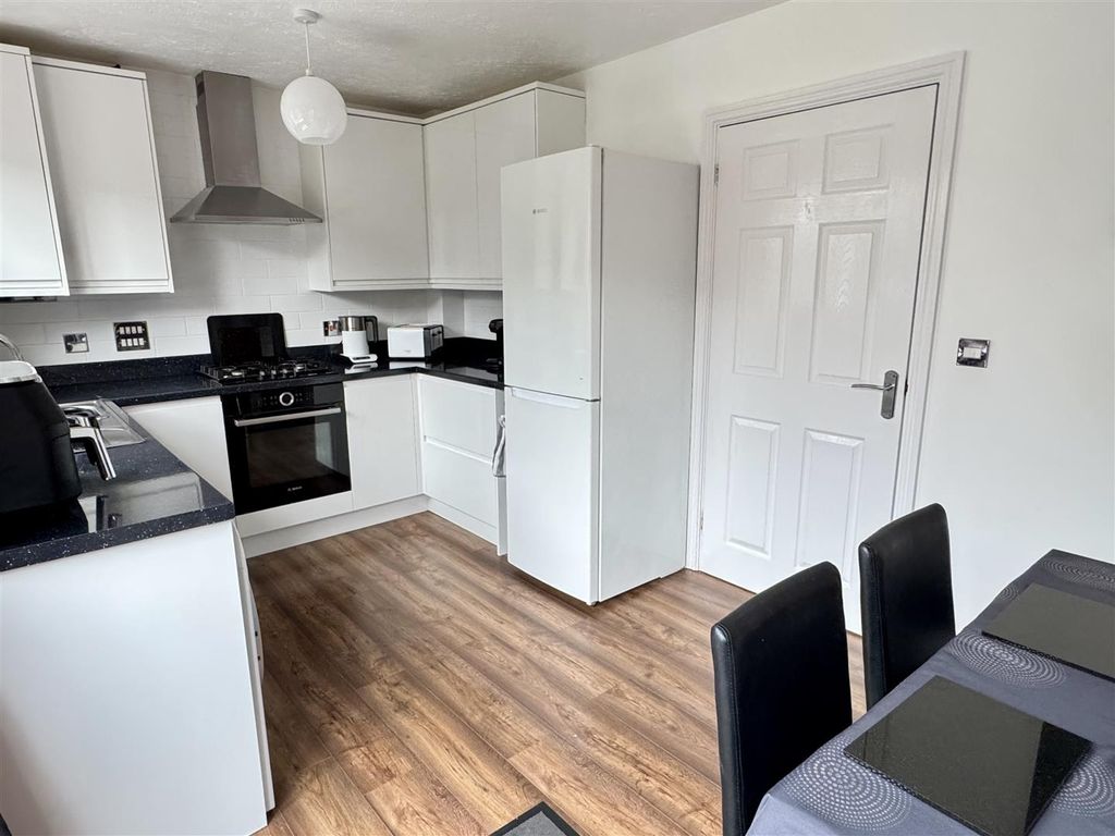 Property photo 2 of 20 Kitchen Diner