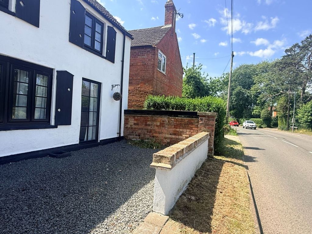 Property photo 3 of 23