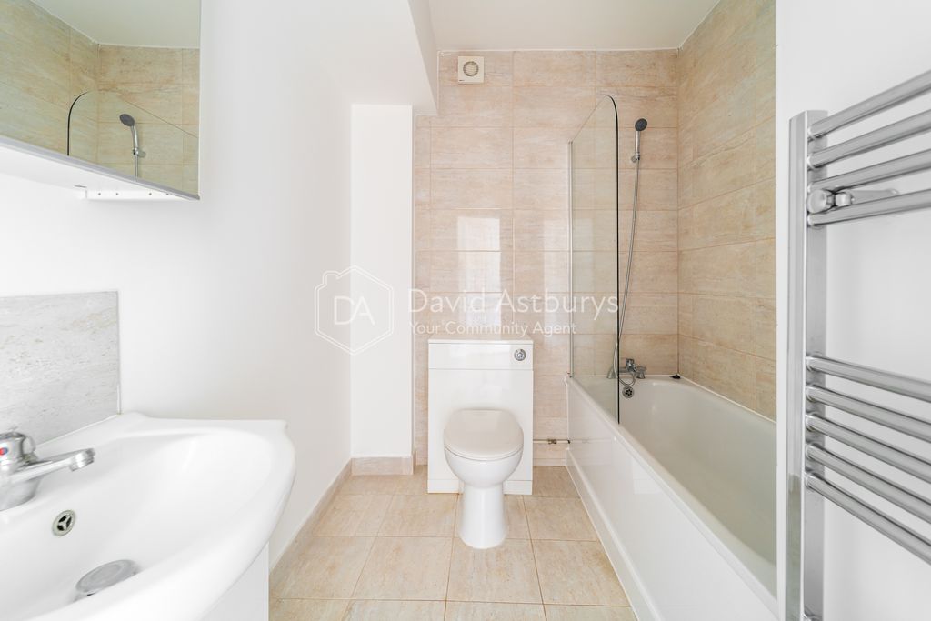 Property photo 3 of 8 Ndb05452-Edit