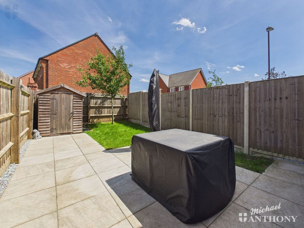 Property photo 3 of 15 Cam03852G0-Pr0670-Still009