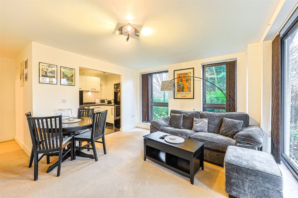 Property photo 2 of 15 Picture No. 03