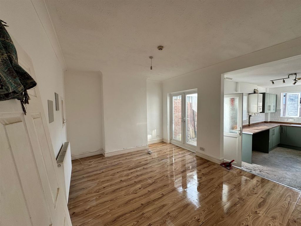 Property photo 2 of 10 Whatsapp Image 2026-04-10 At 9.48.34 Am (1).Jpeg