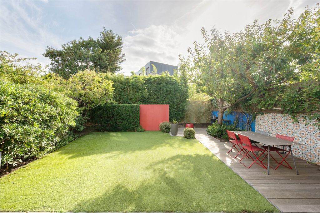 Property photo 3 of 30 Picture No. 36