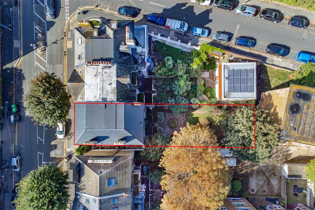 Property photo 2 of 27 Aerial - Site Plan