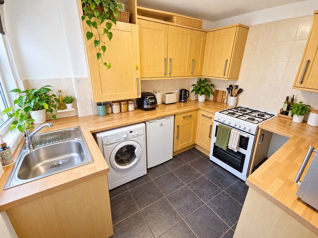 Property photo 2 of 6