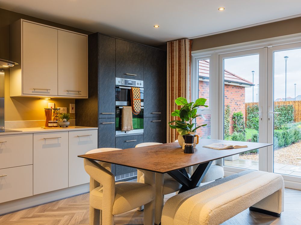 Property photo 2 of 8 Marlow - Kitchen 2 - 72387