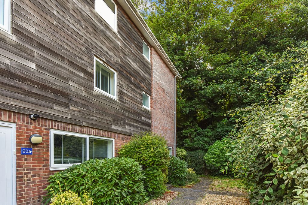 Property photo 1 of 24