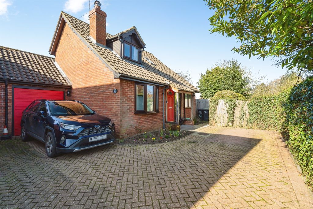 Property photo 1 of 18