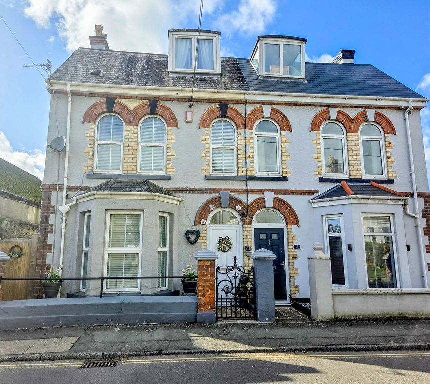 Property photo 1 of 24