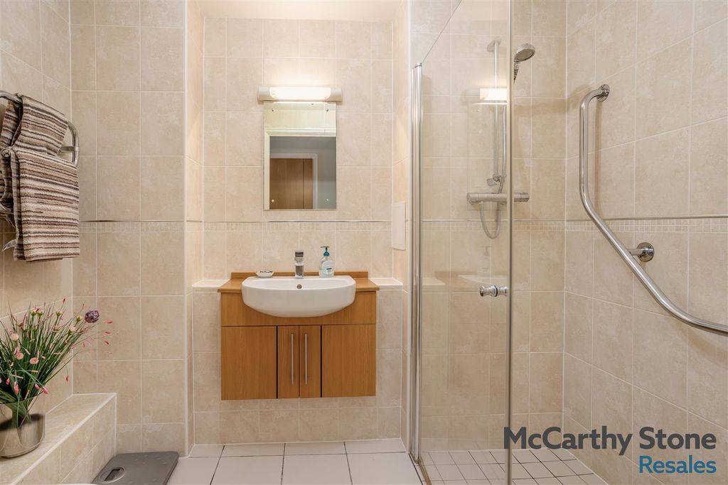 Additional image 14 of 1 bed flat for saleMiddleton Court, Picton Avenue, Porthcawl CF36