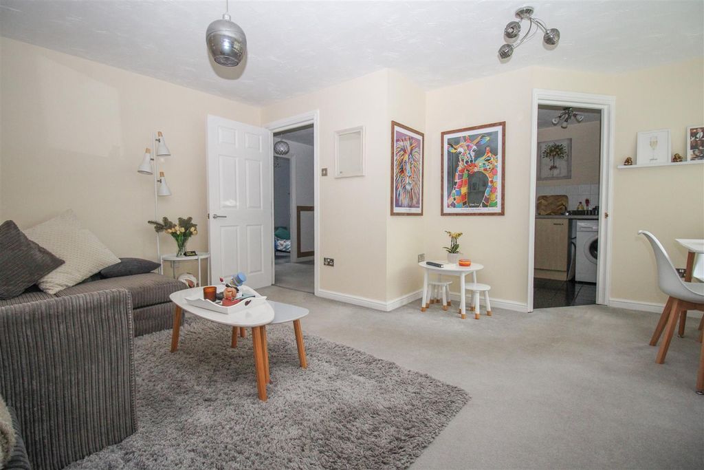 Property photo 2 of 8 Img_0311.Jpg