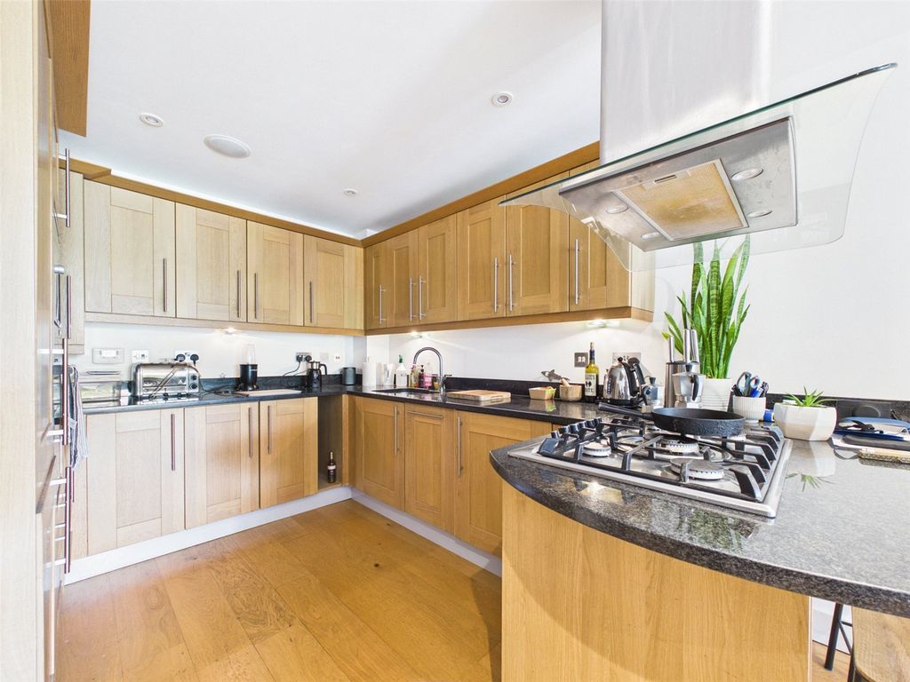 Property photo 3 of 13 Picture No. 13