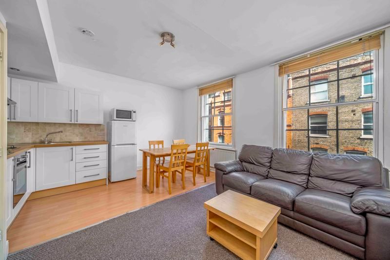 Property photo 1 of 13 Photo 11