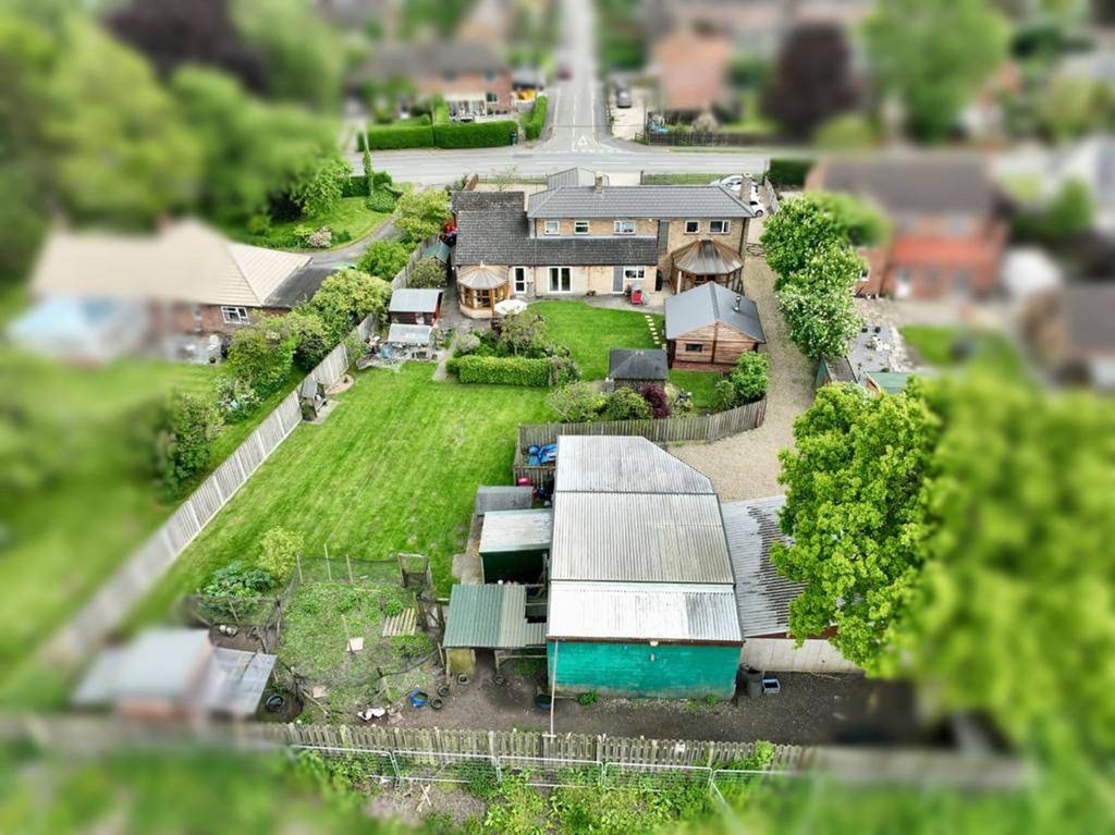 Property photo 3 of 39