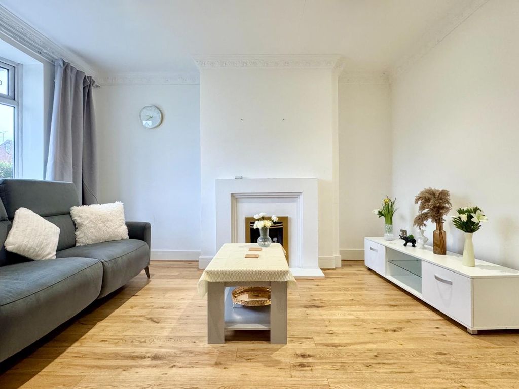 Property photo 2 of 12 Img_0012.Jpg