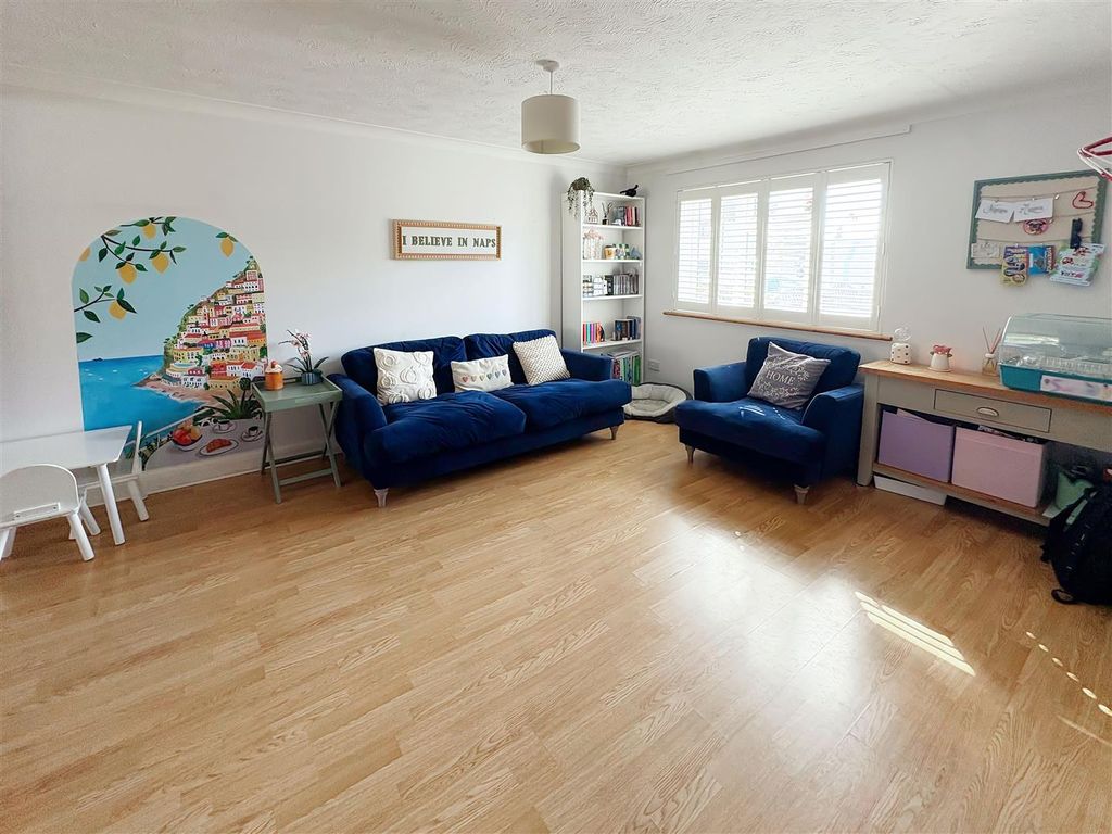 Property photo 2 of 27 Img_8374.Jpg