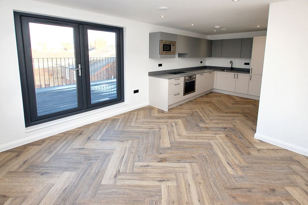 Property photo 1 of 6