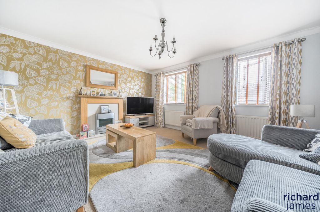 Property photo 3 of 10 2499Cea56A0344968d0034A0c1A06395