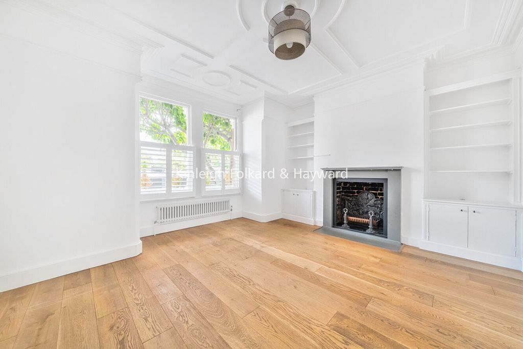 Property photo 2 of 13 Picture No. 03