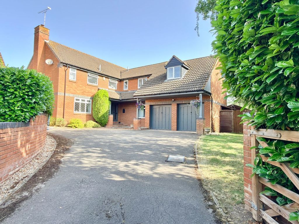 Property photo 1 of 15