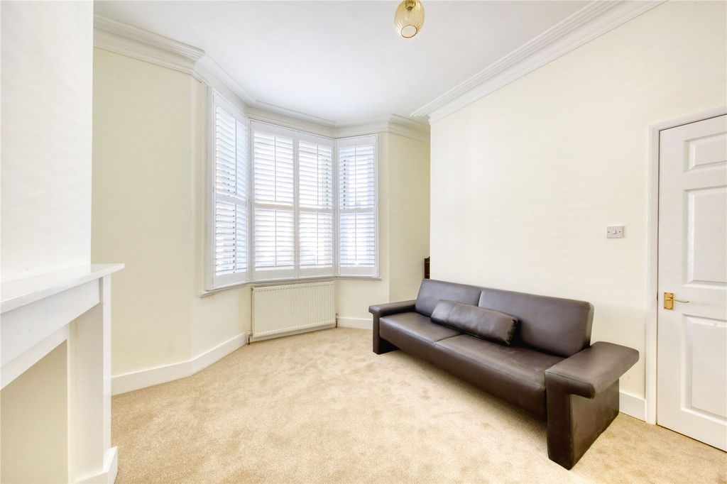 Property photo 3 of 10 Picture No. 06
