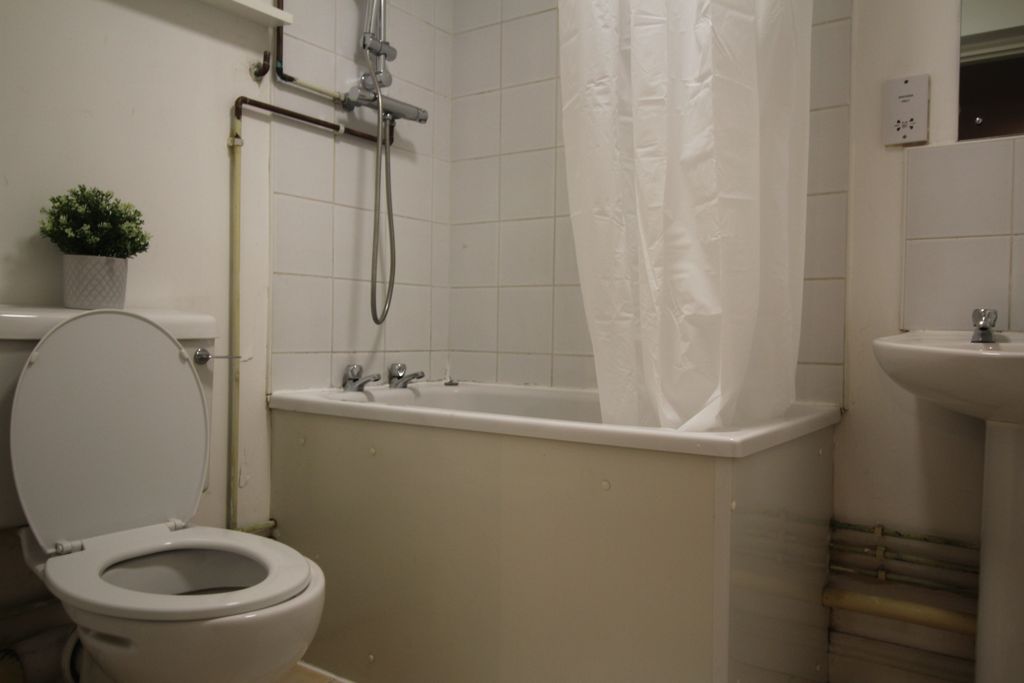 Property photo 2 of 2