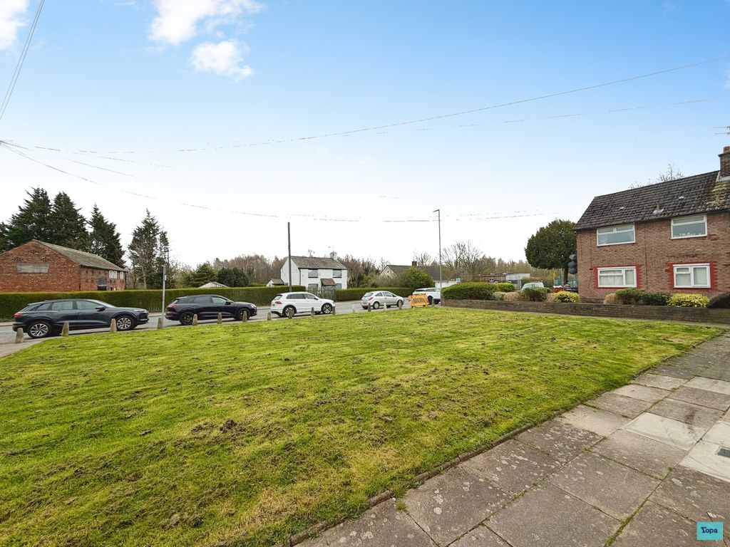 Property photo 2 of 19 15