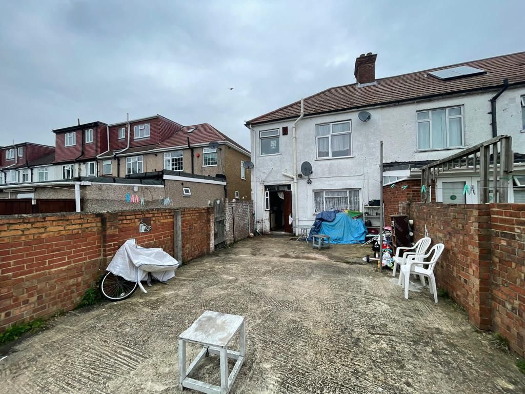 Property photo 3 of 3