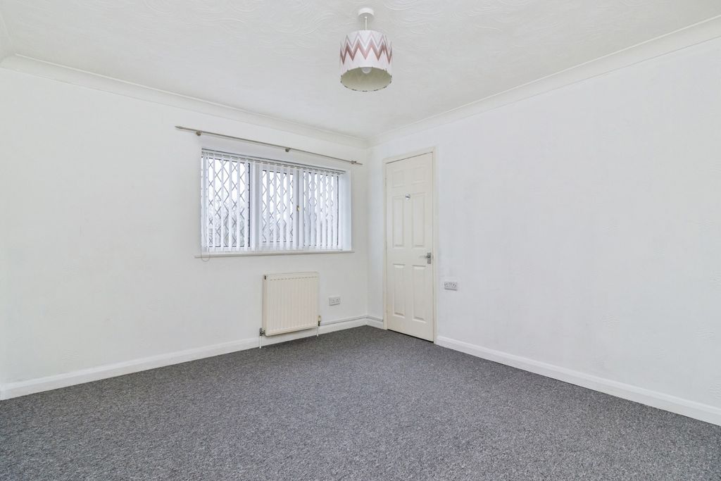 Property photo 2 of 14 Pbox-Img.Jpg