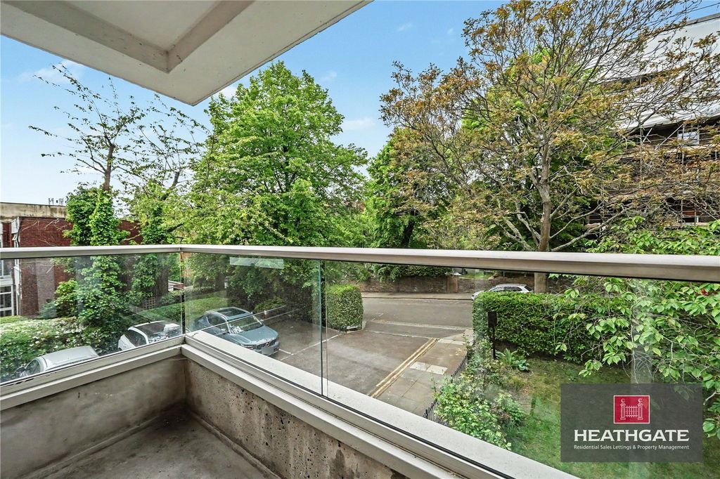 Property photo 3 of 12 Picture-No-22-28