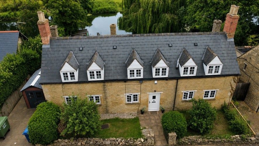 Property photo 1 of 24
