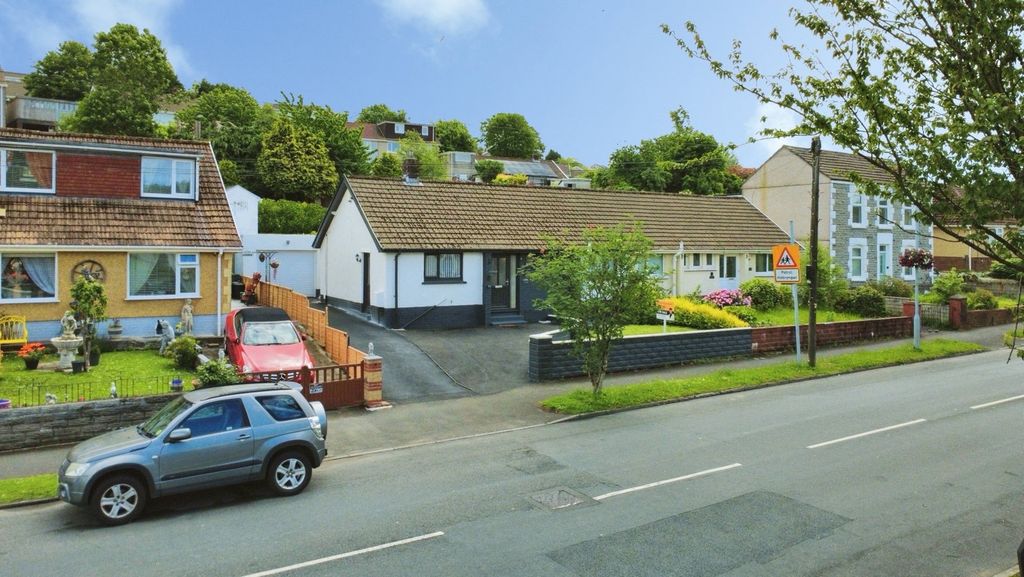 Property photo 1 of 24