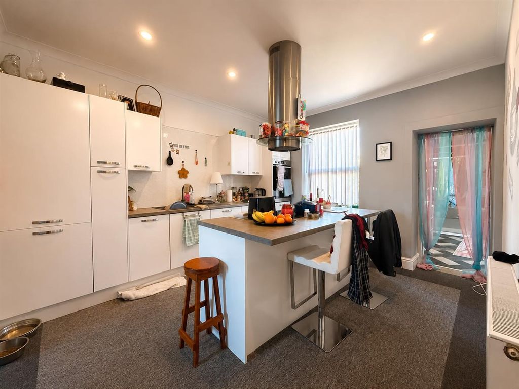 Property photo 1 of 26 2