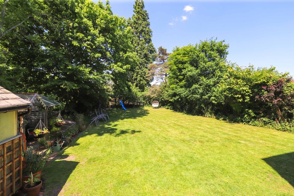 Property photo 3 of 25 4166473