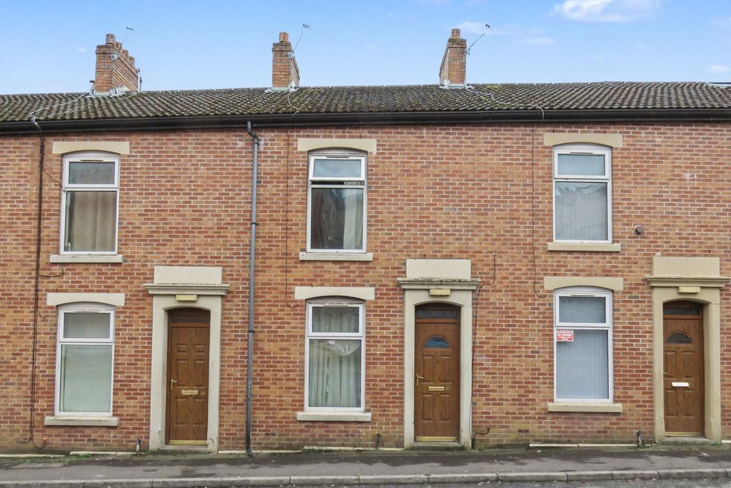 Property photo 1 of 10 57 Belle Vue Street, Blackburn, Lancashire, Bb2 1Hu