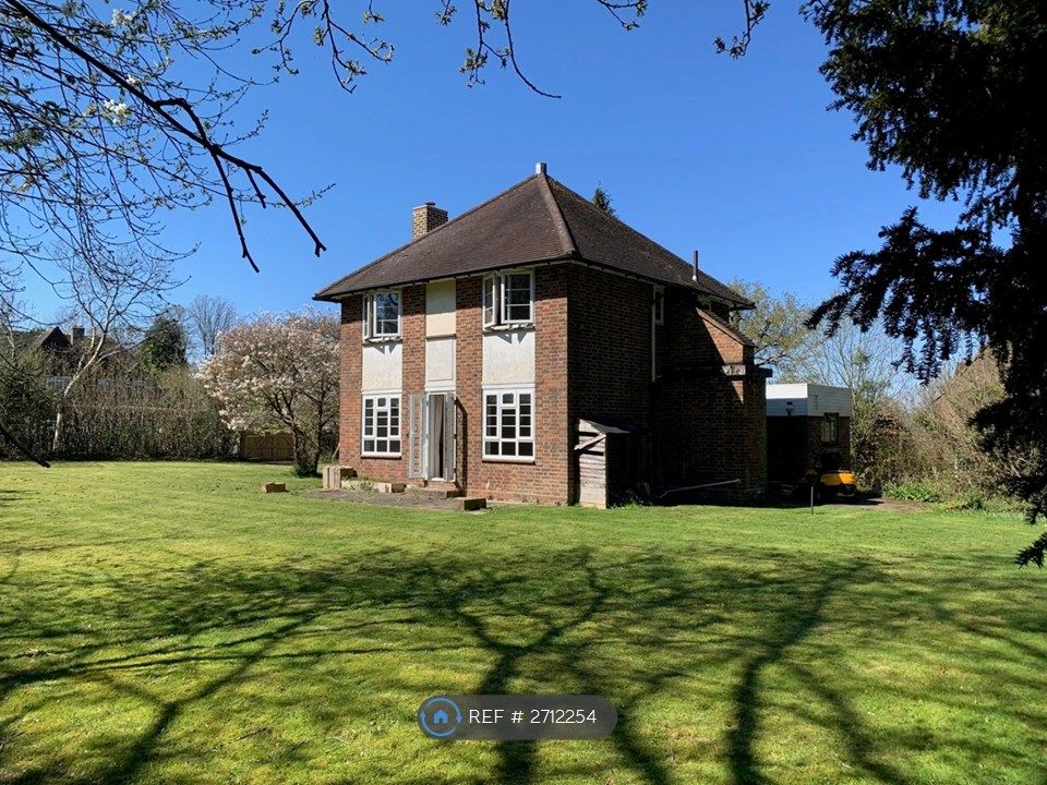 Property photo 1 of 11