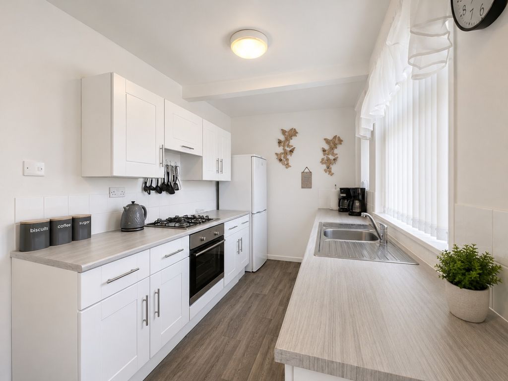 Property photo 3 of 9 5214312