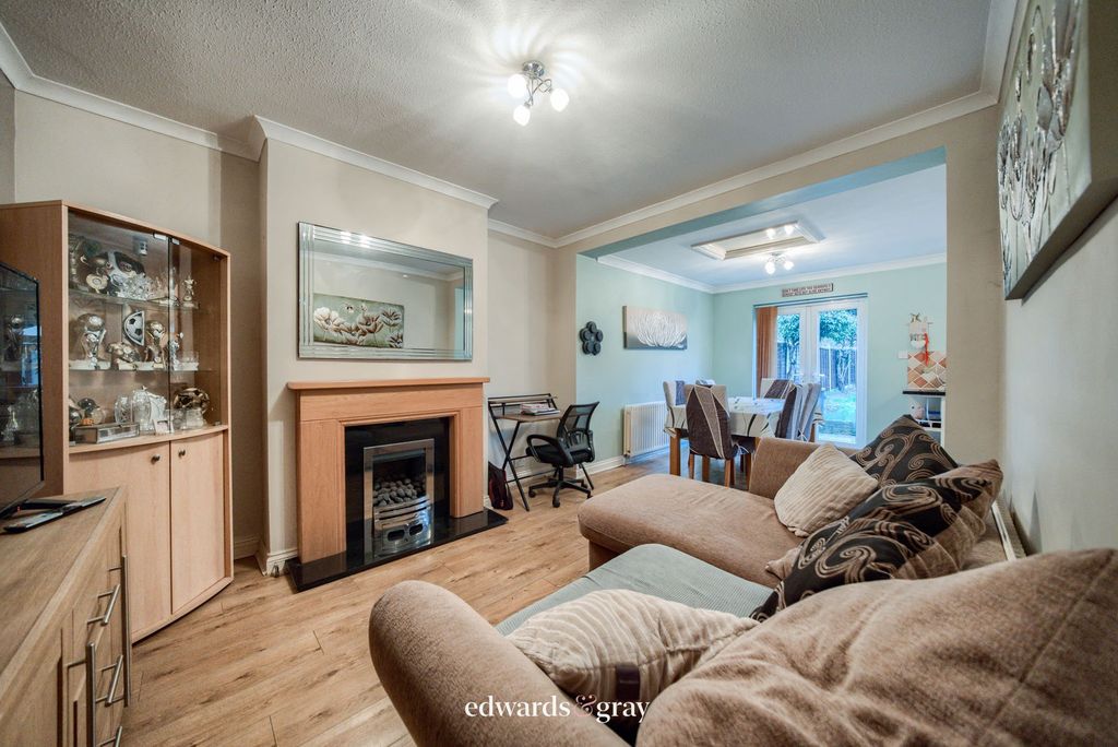 Property photo 3 of 18