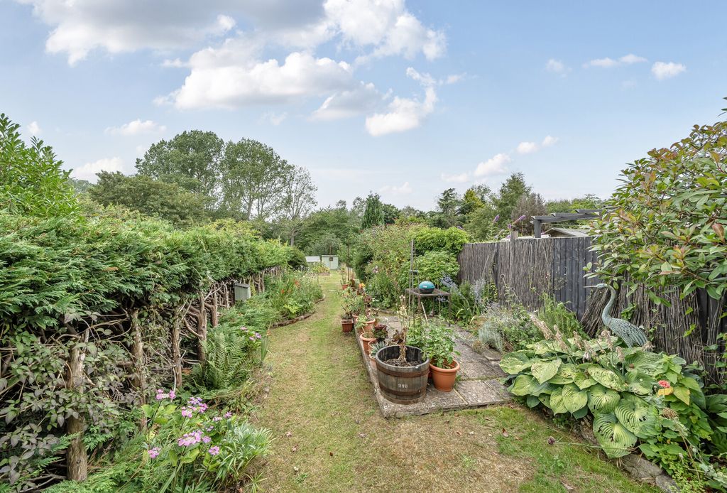 Property photo 2 of 15 1324871-17-68823F...