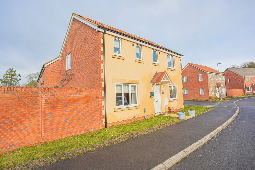 Property photo 1 of 22 Picture No. 02