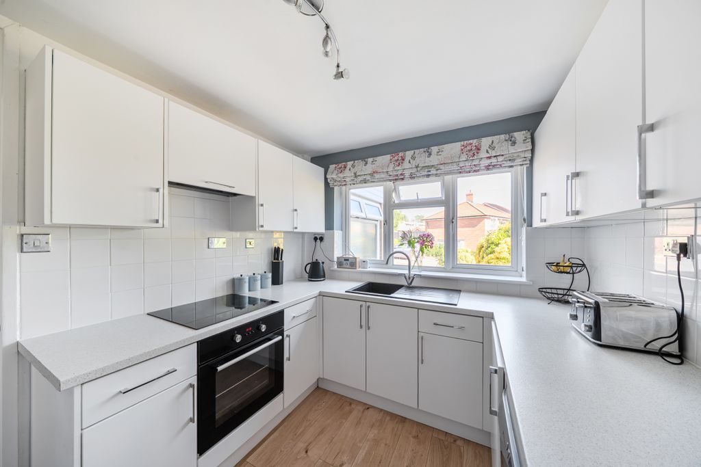 Property photo 2 of 15 1492780-20-6A58Afacdb9E2