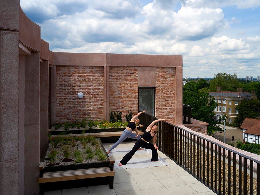 Property photo 1 of 20 Forest Road E17