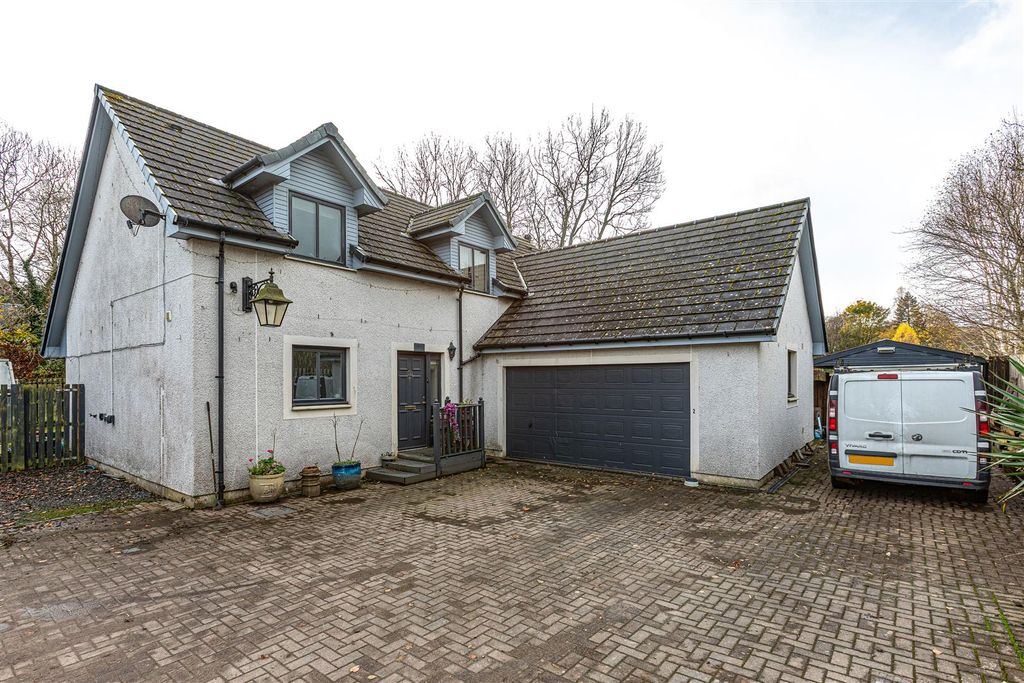 Property photo 2 of 38 2 Woodend West Ettrickbridge 07.Jpg