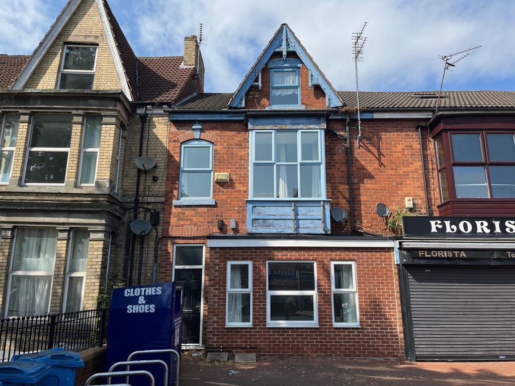Property photo 1 of 12 2 Self Contained Flats For Sale