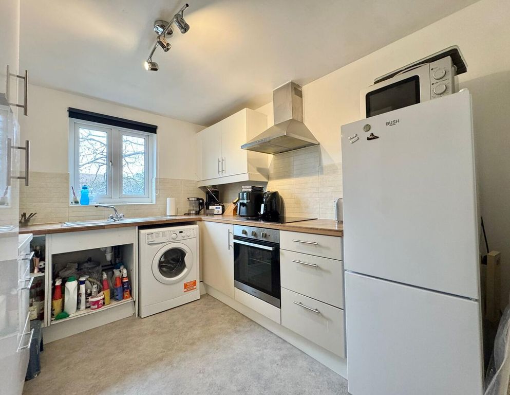 Additional image 5 of 2 bed flat for saleHighbridge Quay, Highbridge TA9