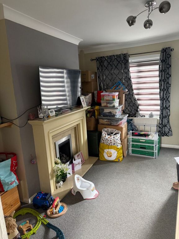Property photo 2 of 12