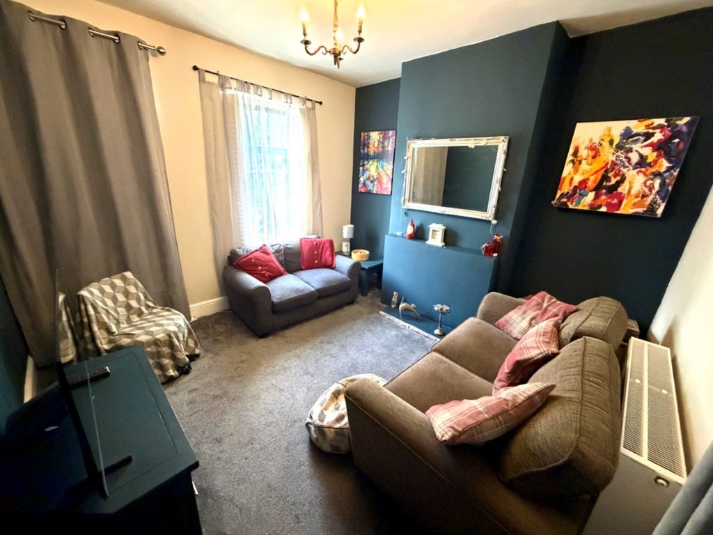 Property photo 3 of 15 Img_4033