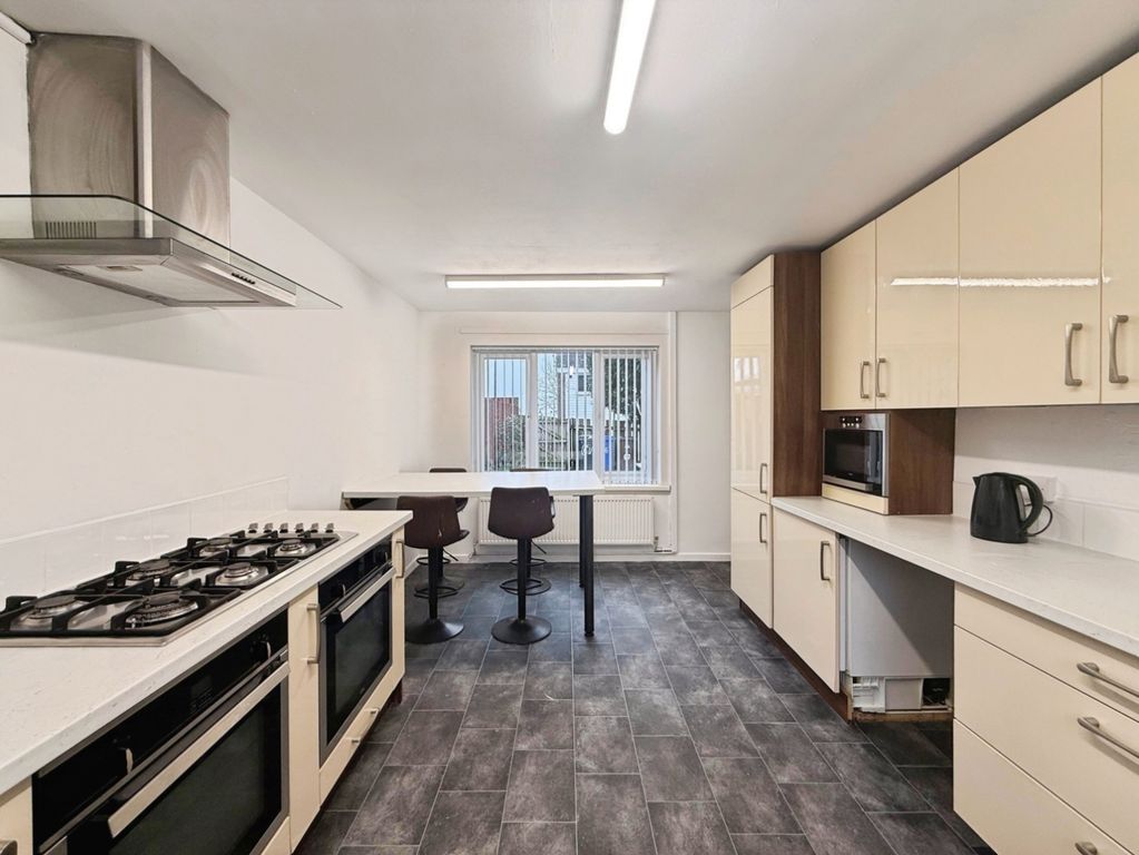 Property photo 2 of 14 Pbox-Img.Jpg