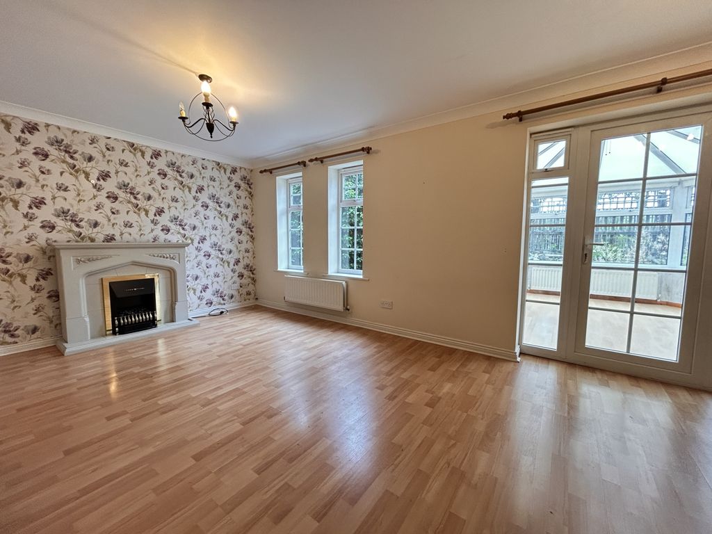 Property photo 2 of 13 Img_7911