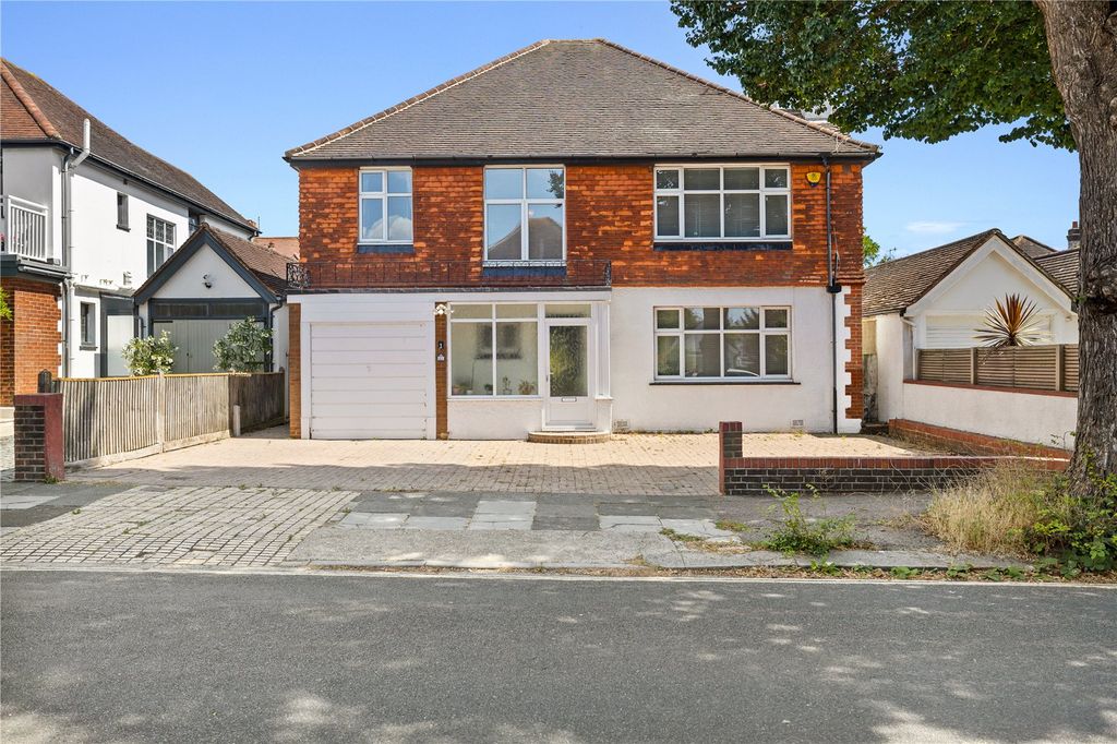 Property photo 1 of 27 Picture No. 99